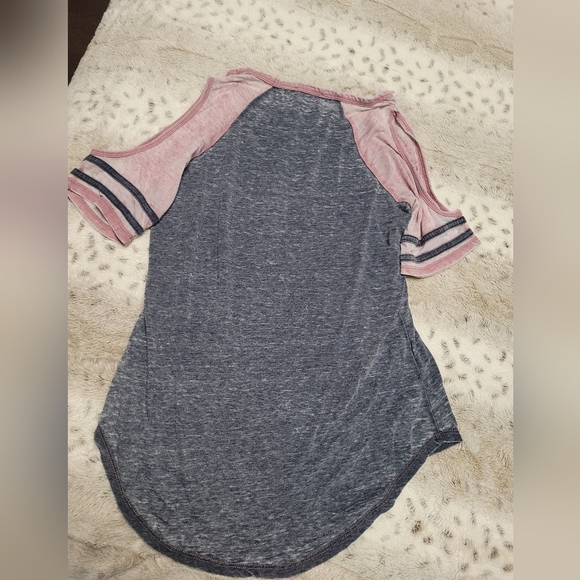 Shoulder Cut Out T-Shirt, EUC - Picture 10 of 10